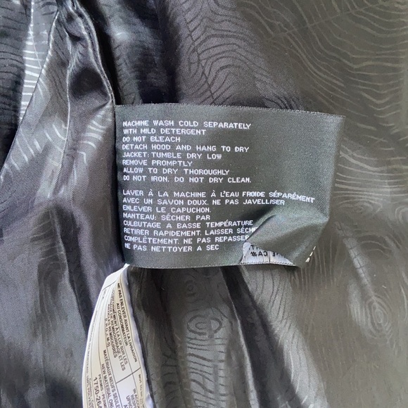 Brand new jacket with tags - Picture 7 of 8